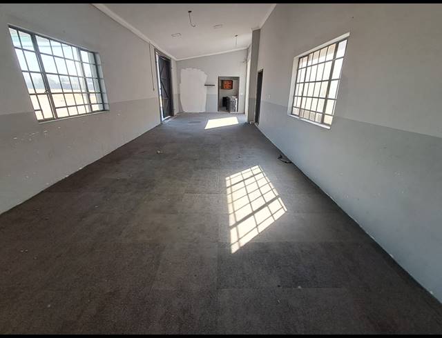 M² WORKSHOP TO LET IN NOLDICK